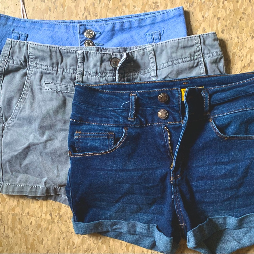 (XS/S) Bundle of 3 Pairs of Shorts